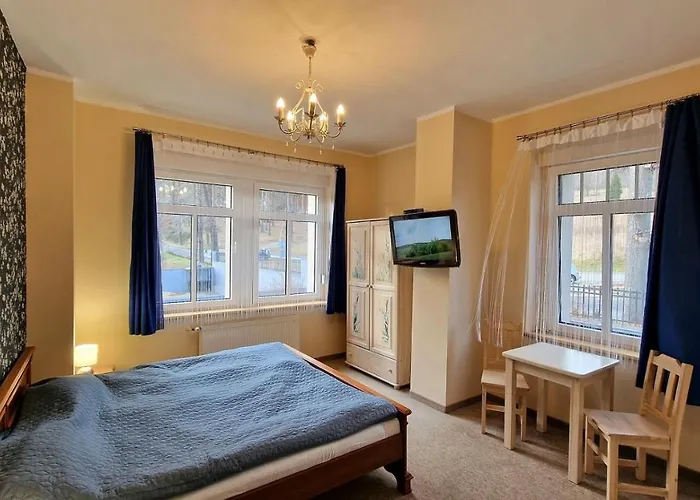 Kwiaty Polskie Homestay Jedlina-Zdroj